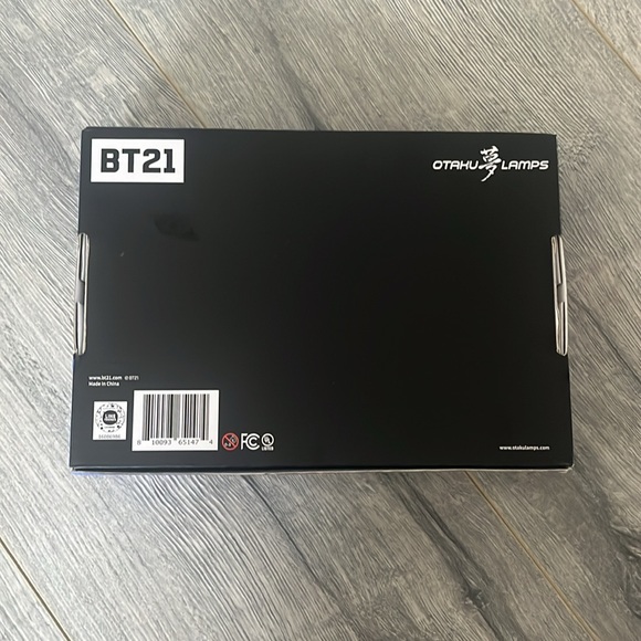 BT21 TATA LED Lamp - Picture 5 of 6